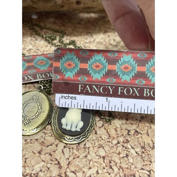 BIRTHDAY GIFT MOM DAUGHTER WIFE GRANDMA BUNNY RABBIT LOCKET PHOTO NECKLACE NEW - Picture 9 of 14